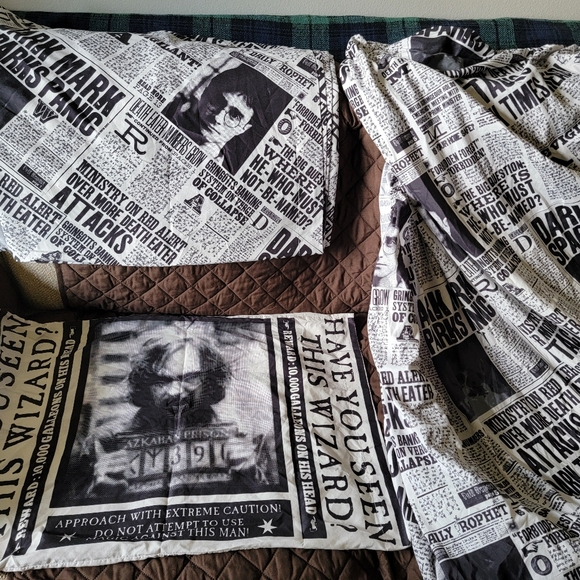Harry Potter Daily Prophet Twin Sheet set - Picture 5 of 7